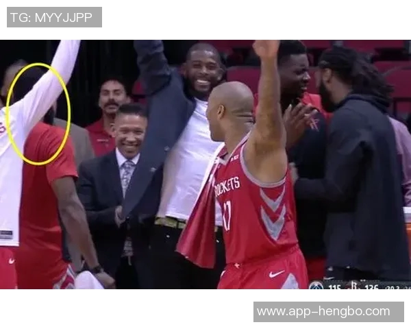 兰德尔表现失常13投仅中2球仅得10分助攻4次抢断3次引发球迷热议